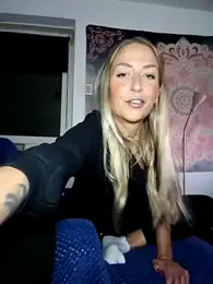 -Jeany- stripchat stream image, 26.10.2025 03:30