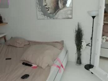 lili_and_niki chaturbate stream image