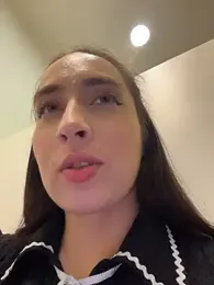 Holly_Play stripchat stream image, 28.10.2025 09:00