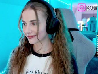 VikkiExtraCheese bongacams stream image