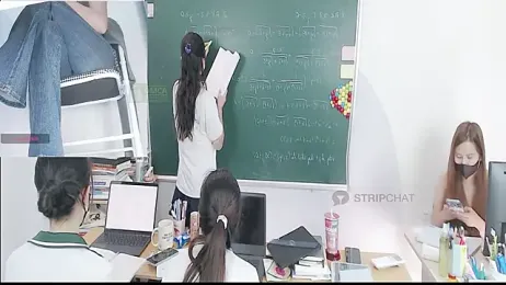 _Math_ stripchat stream image, 02.11.2025 03:20
