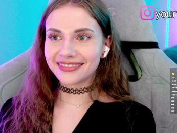 VikkiExtraCheese bongacams stream image