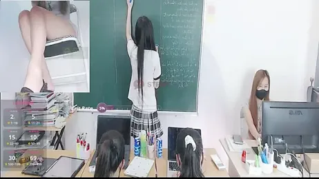 _Math_ stripchat stream image, 09.11.2025 03:50