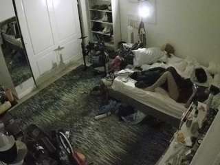 voyeurcam-hornyhostel-02 camsoda stream image