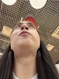 Holly_Play stripchat stream image, 11.11.2025 09:00