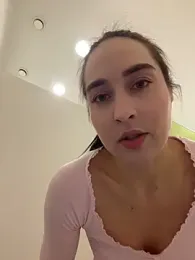 Holly_Play stripchat stream image, 15.11.2025 12:00