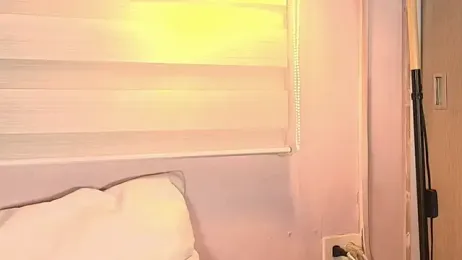 emily_sweett24 stripchat stream image