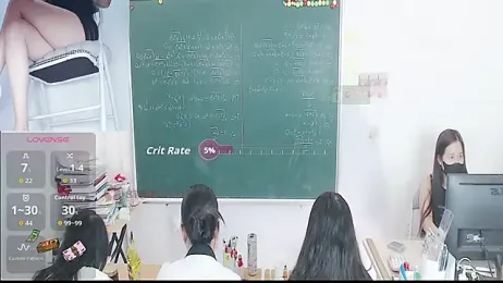 _Math_ stripchat stream image, 16.11.2025 09:20
