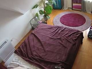 voyeurcam-julmodels-whitebed-4 camsoda stream image, 11.11.2025 07:00