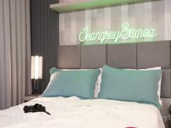 jeangreybianca chaturbate stream image