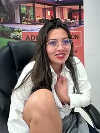 LIZ-06_ stripchat stream image