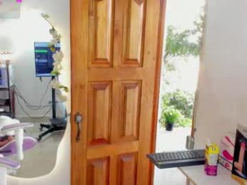 sofia_gold_ chaturbate stream image