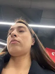 Holly_Play stripchat stream image, 05.12.2025 12:00