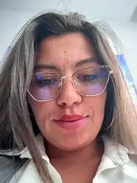 LIZ-06_ stripchat stream image