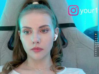 VikkiExtraCheese bongacams stream image