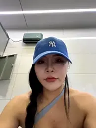 Caicai-a stripchat stream image