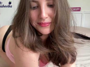 EzheVika bongacams stream image