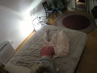 voyeurcam-julmodels-whitebed-4 camsoda stream image, 13.12.2025 15:00