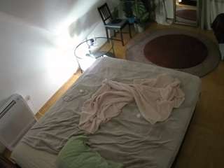 voyeurcam-julmodels-whitebed-4 camsoda stream image, 13.12.2025 15:00