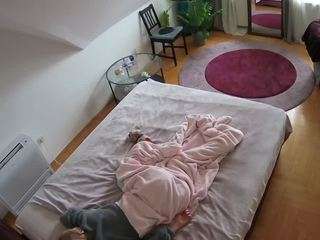 voyeurcam-julmodels-whitebed-4 camsoda stream image, 13.12.2025 15:00