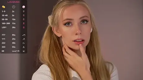 Vika54784 stripchat stream image, 27.12.2025 04:30