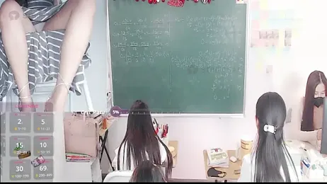 _Math_ stripchat stream image, 03.01.2026 07:40