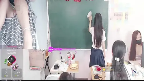 _Math_ stripchat stream image, 03.01.2026 07:40