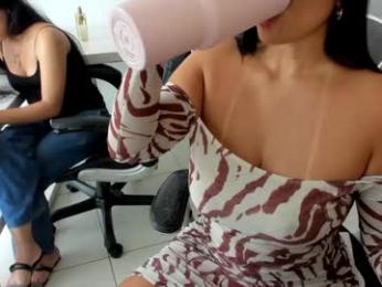 emillybrowm chaturbate stream image, 05.01.2026 15:30