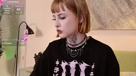 MilkMeSoftly stripchat stream image