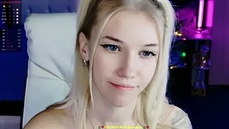 NaomiHita stripchat stream image, 11.01.2026 11:40