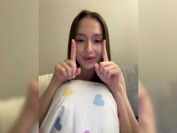 whiteTEA bongacams stream image