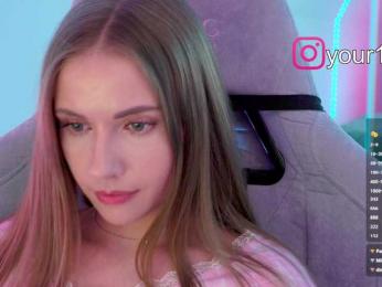 VikkiExtraCheese bongacams stream image