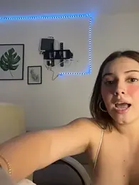 Abby-26 stripchat stream image, 15.01.2026 02:50