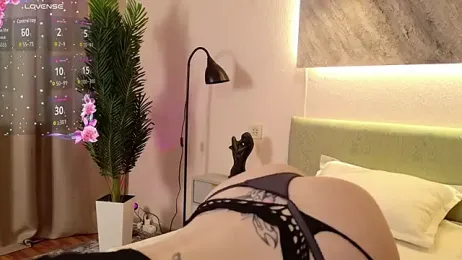 MilkMeSoftly stripchat stream image