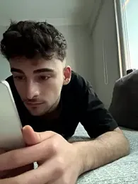 Yasinyasin7 stripchat stream image, 19.01.2026 12:40