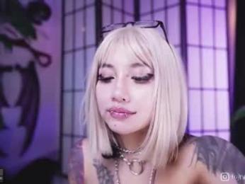 nekyra_san chaturbate stream image, 20.01.2026 00:50
