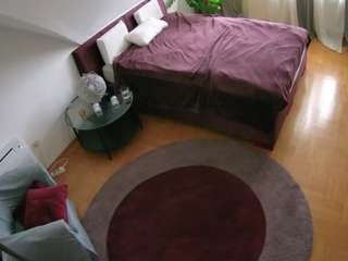 voyeurcam-julmodels-whitebed-4 camsoda stream image, 15.01.2026 13:30
