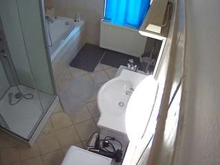 voyeurcam-julmodels-bath-2nd-2 camsoda stream image, 14.01.2026 15:30