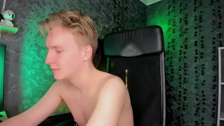 AlexxSweet stripchat stream image