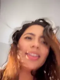 Aryrosee stripchat stream image