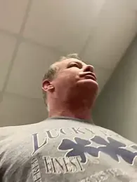 hintly stripchat stream image