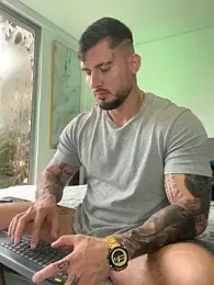 DimitriSullivan_ stripchat stream image, 02.02.2026 13:20