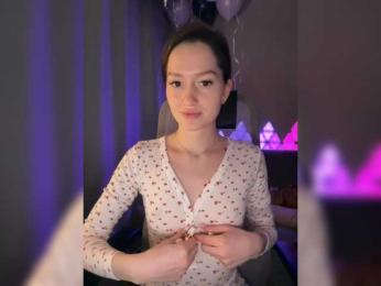 whiteTEA bongacams stream image