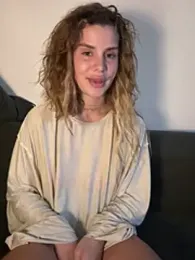 EmiliaCatalina stripchat stream image