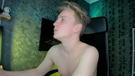 AlexxSweet stripchat stream image