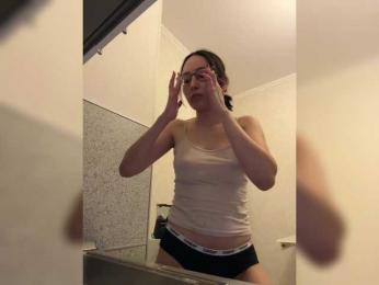 Littleotter bongacams stream image