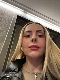 EmaSalis stripchat stream image