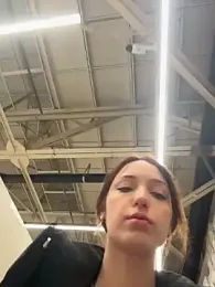 DollyTall stripchat stream image