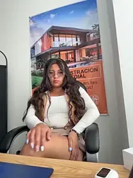 LIZ-06_ stripchat stream image