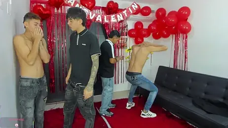 Voyeurism_guyss stripchat stream image